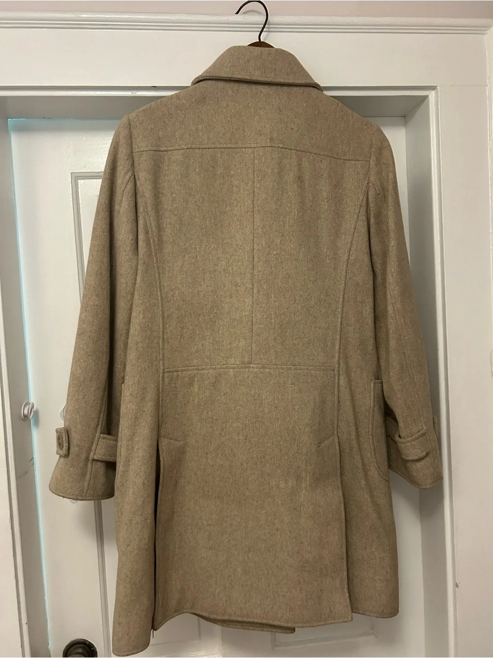 Classic J. Crew Women's Beige Toggle Coat - Picture 4 of 4